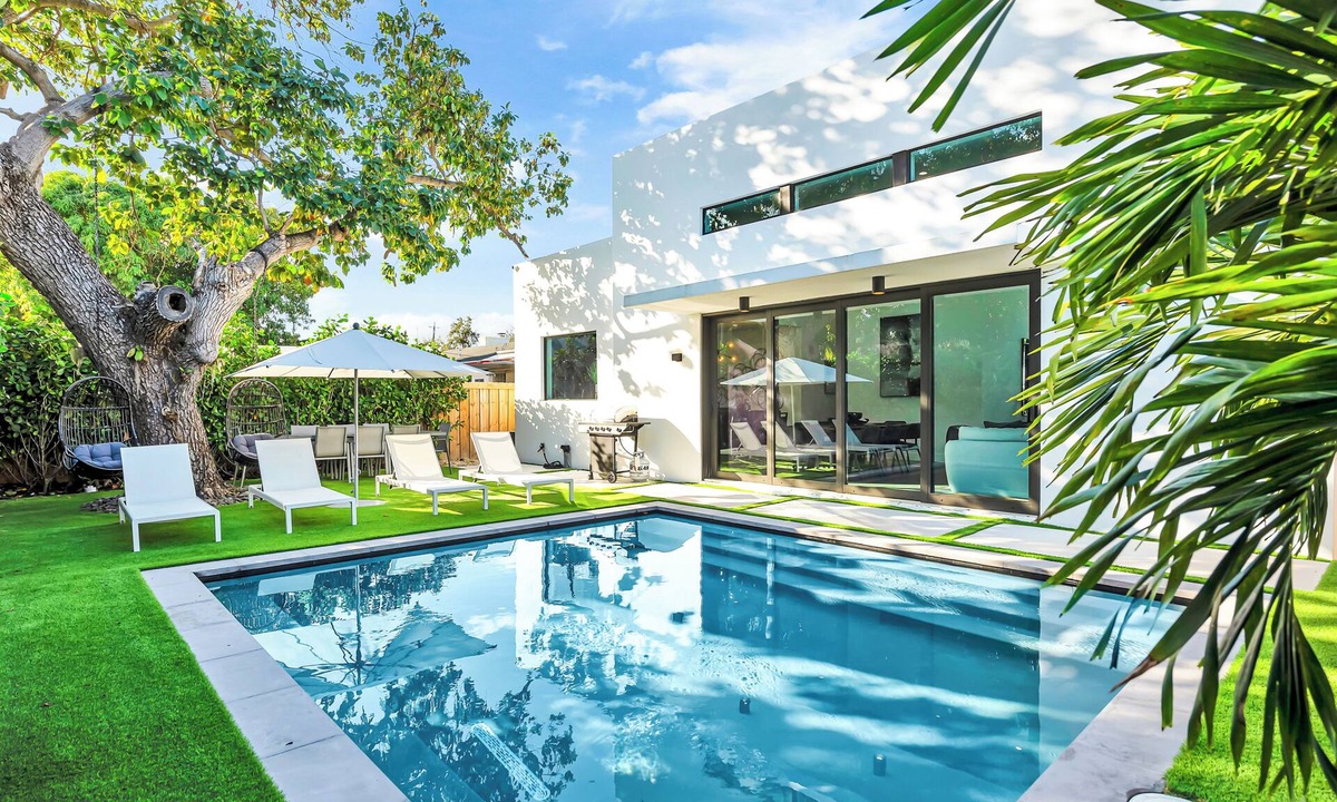Buena Vista House | Luxury Home Design District with Heated Pool & Parking