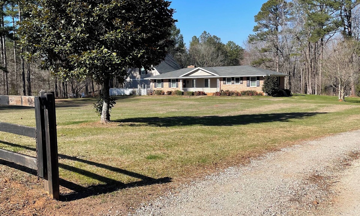 Harlem House | Masters 2026 Secluded Charming House in the Pines