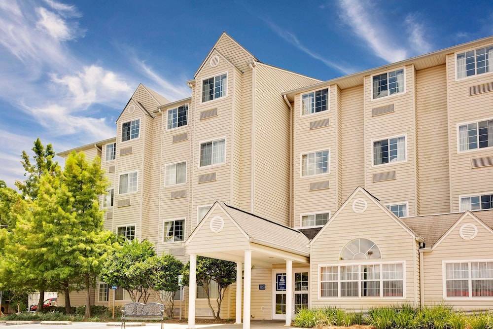Daphne Hotel | Microtel Inn & Suites by Wyndham Daphne/Mobile