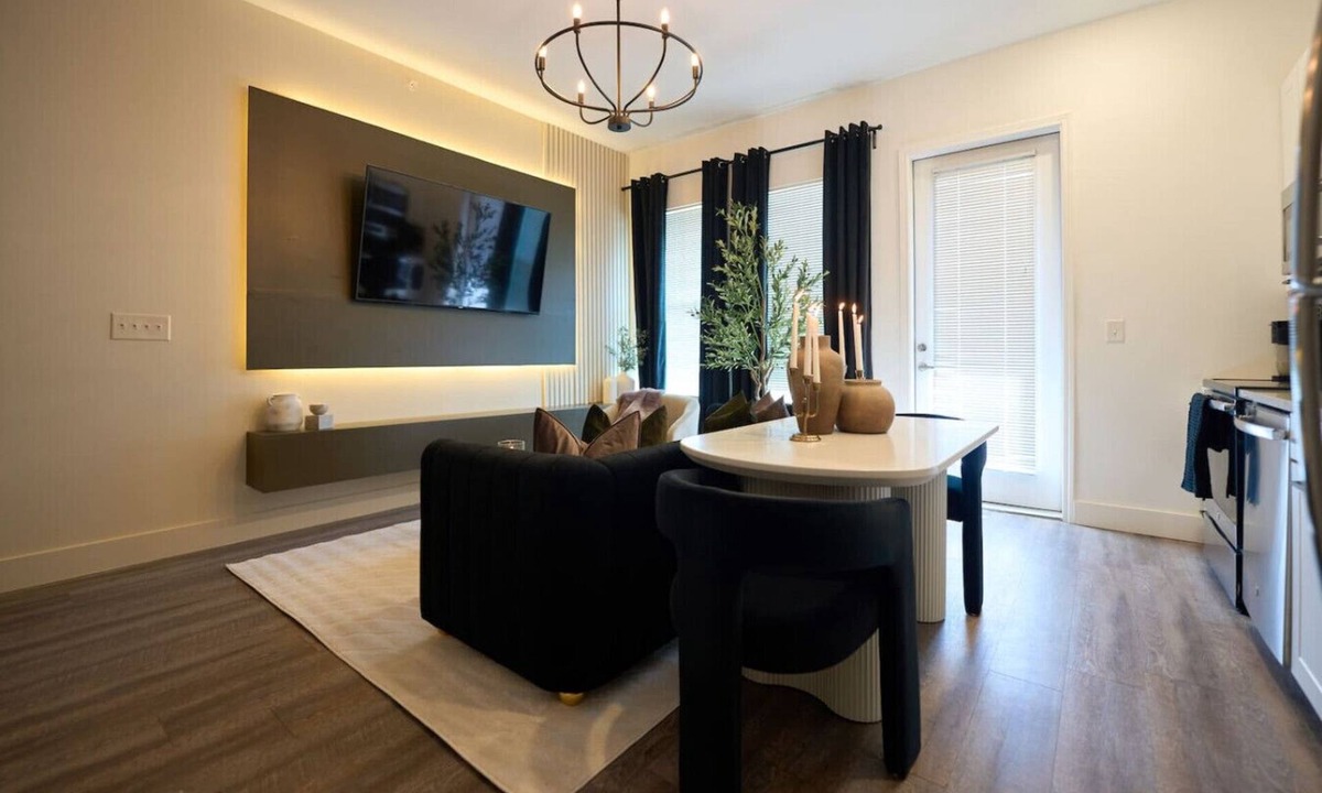 Castleberry Hill Apartment | Minutes away from all main Attractions