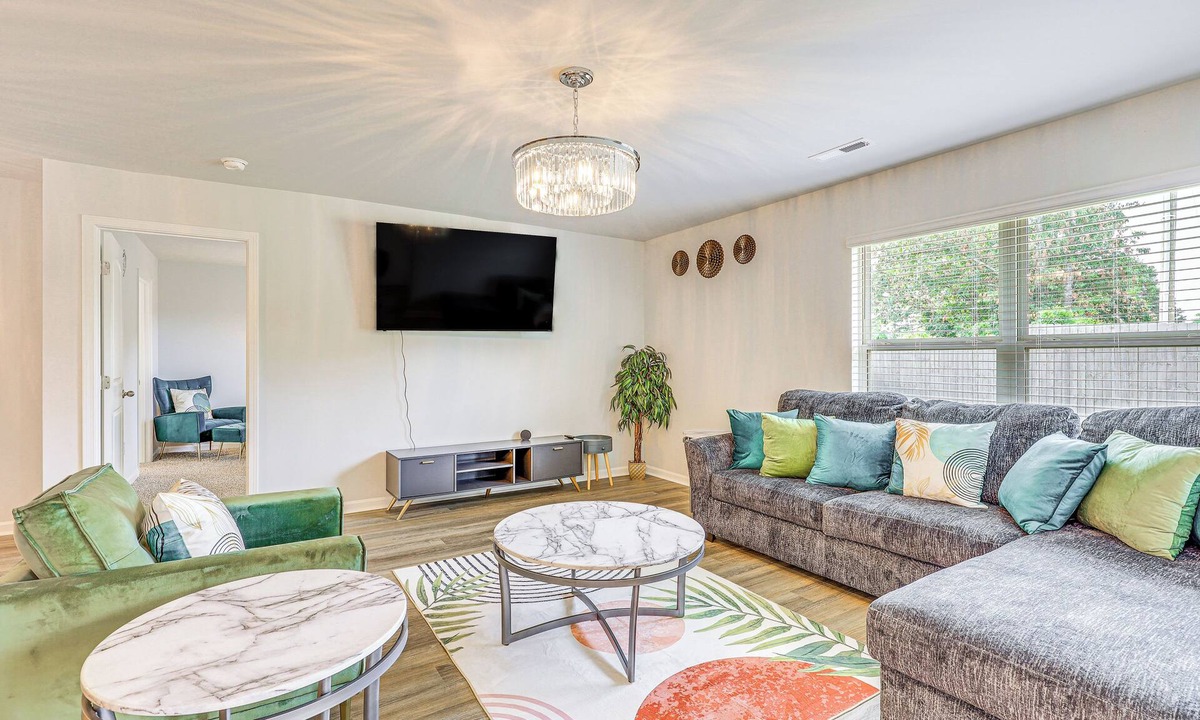 Triana House | Mod Triana Home 7 Mi to Huntsville Int'l Airport