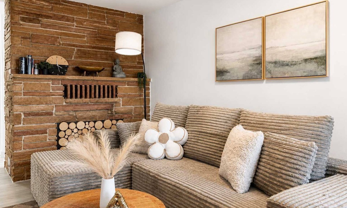 North Beacon Hill House | Modern 2BR Private Deck Near DT & Transit