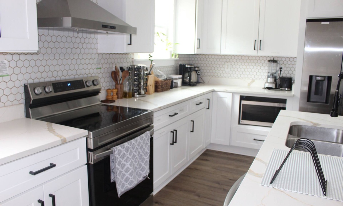 Hapeville House | Modern 3BR home 8 min to Airport that sleeps 8