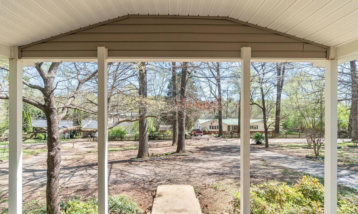 Belle Mina Cottage | Modern comforts of home, close to all the amenities Madison Alabama has to offer