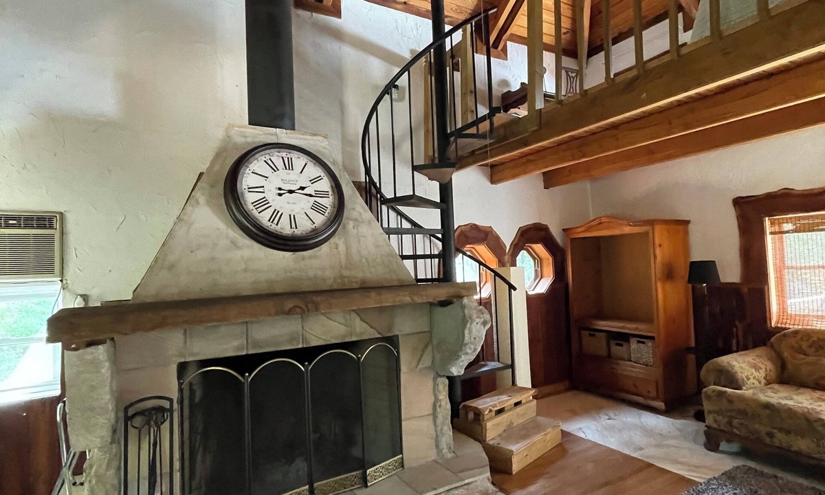 Bridgeport Cabin | Mountain top cabin with outdoor pavilion & Wi-Fi, perfect for an adult getaway.