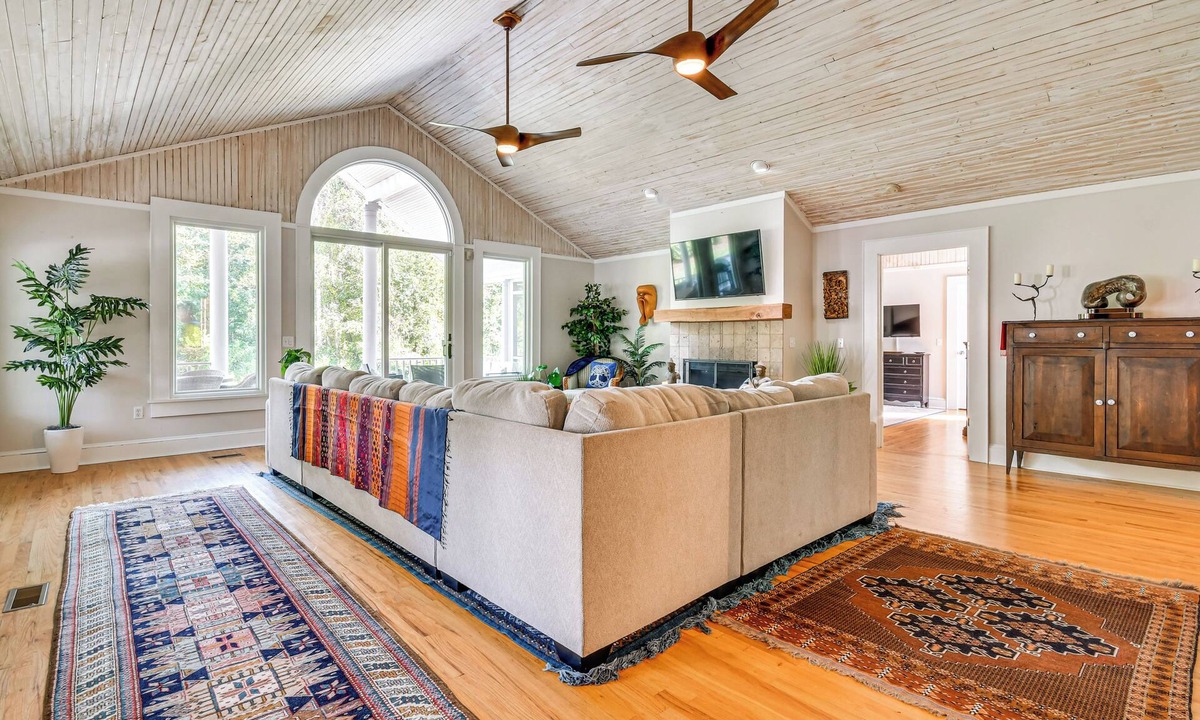 Asheville Cottage | Mtn Views, Deck, Porches & Patio: Asheville Escape