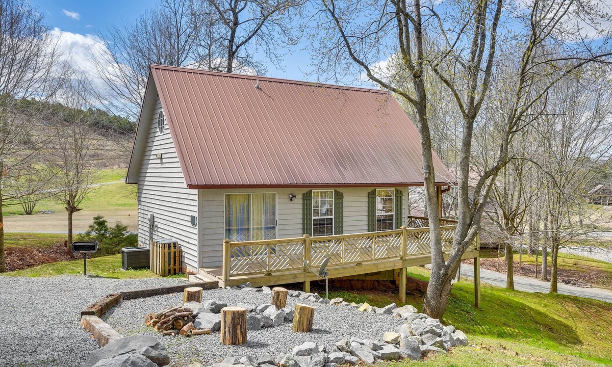 Guntersville Cabin | Nautical Retreat at Kudzu Cove Cabins Resort