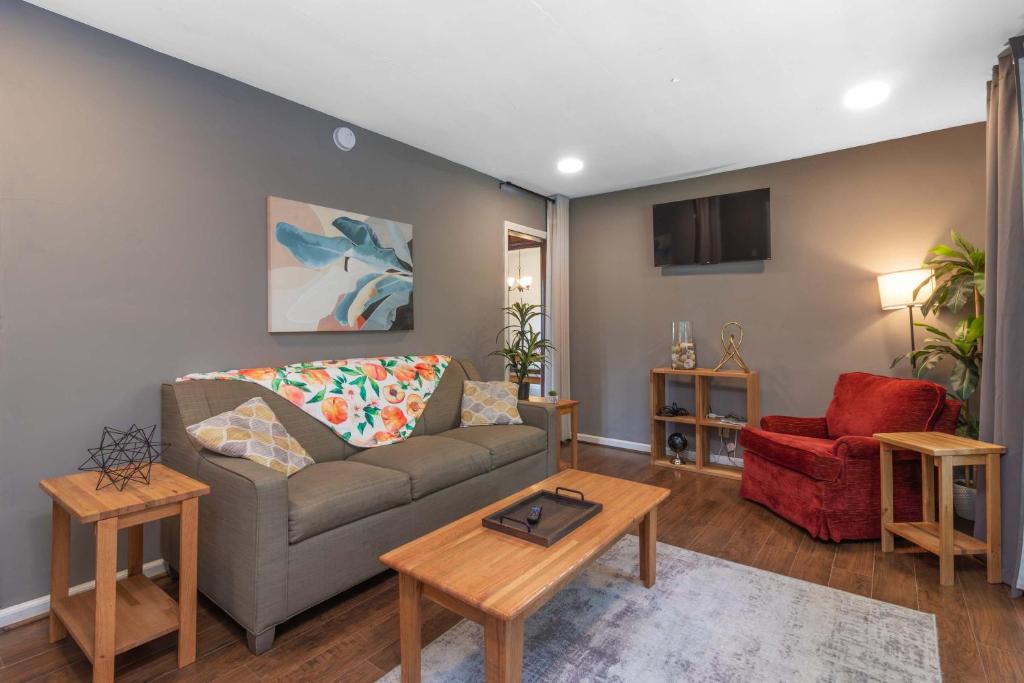 Columbus House | Near Fort Benning Moore w Fenced Yard Family Ranch Retreat