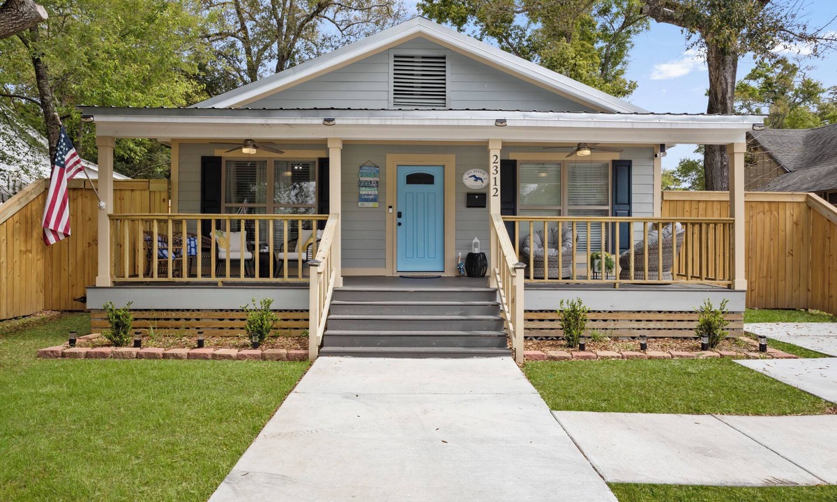 Gulfport House | NEW Gulfport Home - w/Pool, Near beach-casino-waterpark-lynnmeadows