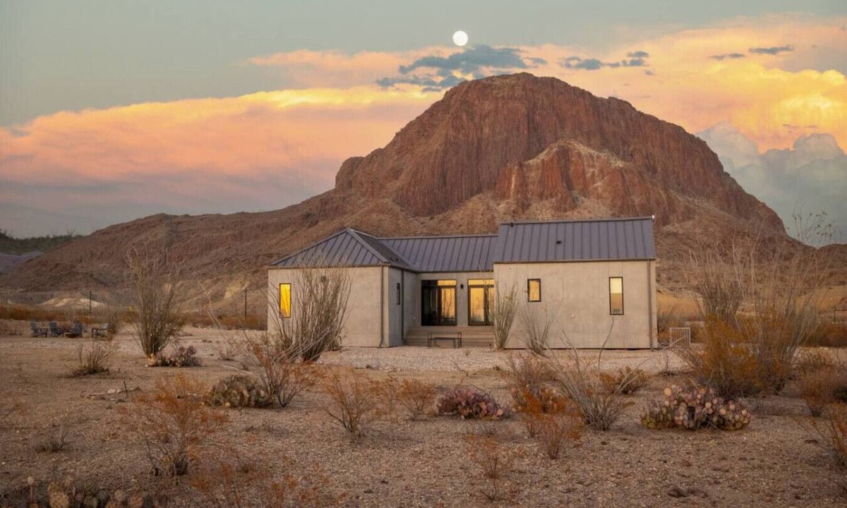 Study Butte-Terlingua House | *NEW* Ocotillo Willow Mountain Vista South House