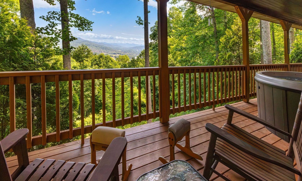 Hemphill Heights Cabin | On Mountain Time -Secluded 2BR, 2BA Log Cabin, HT