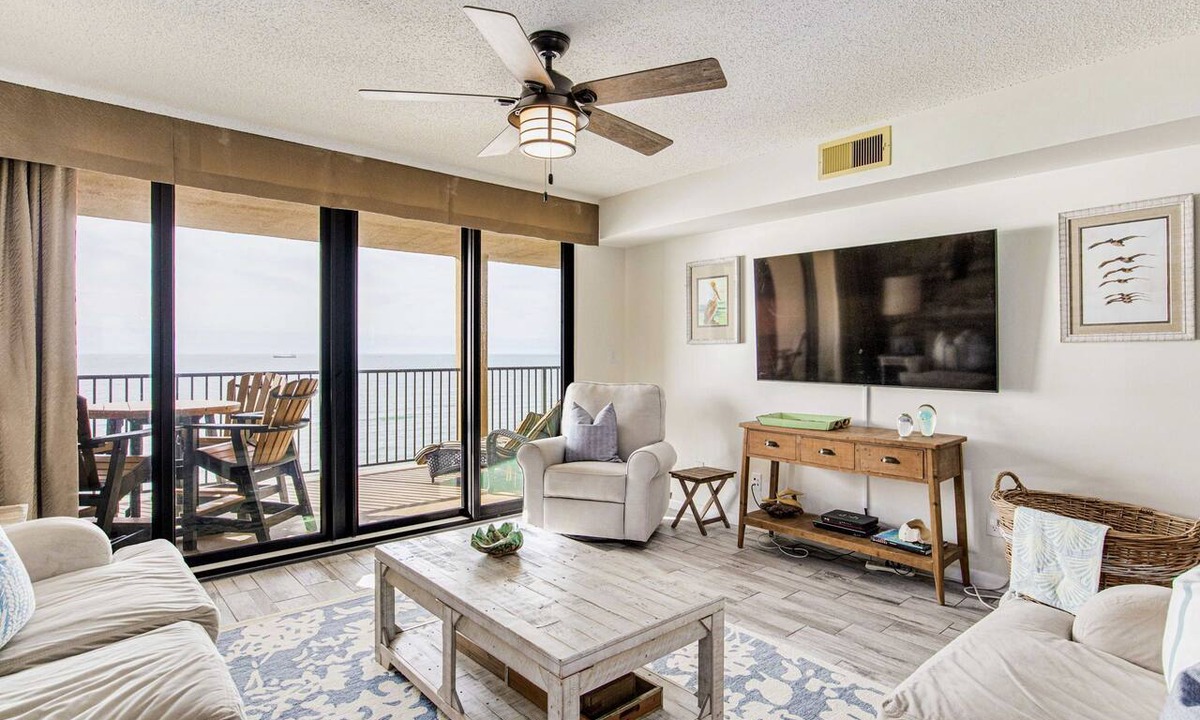 Orange Beach East Condo | Orange Beach Gulf-View 2BR Sleeps 5 65" TV High-Top Chairs Pools Boats