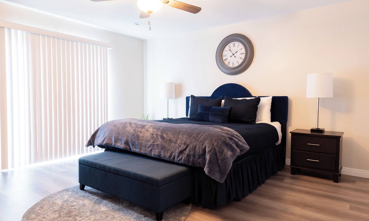 Orange House | Orange you glad to be here? 3/2 pet friendly serene oasis in the heart of Orange