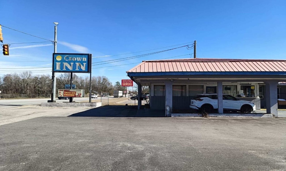 Edisto Apartment | Orangeburg SC|2 Queen Bed