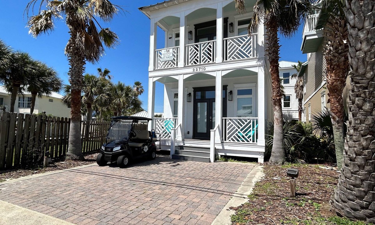 Inlet Beach Heights House | Peach On The Beach | Beachfront Getaway