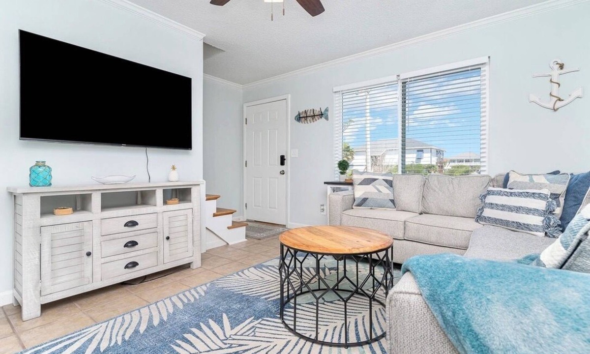 Siguenza Cove Apartment | Perdido Key Private Getaway Near Pensacola Beach!
