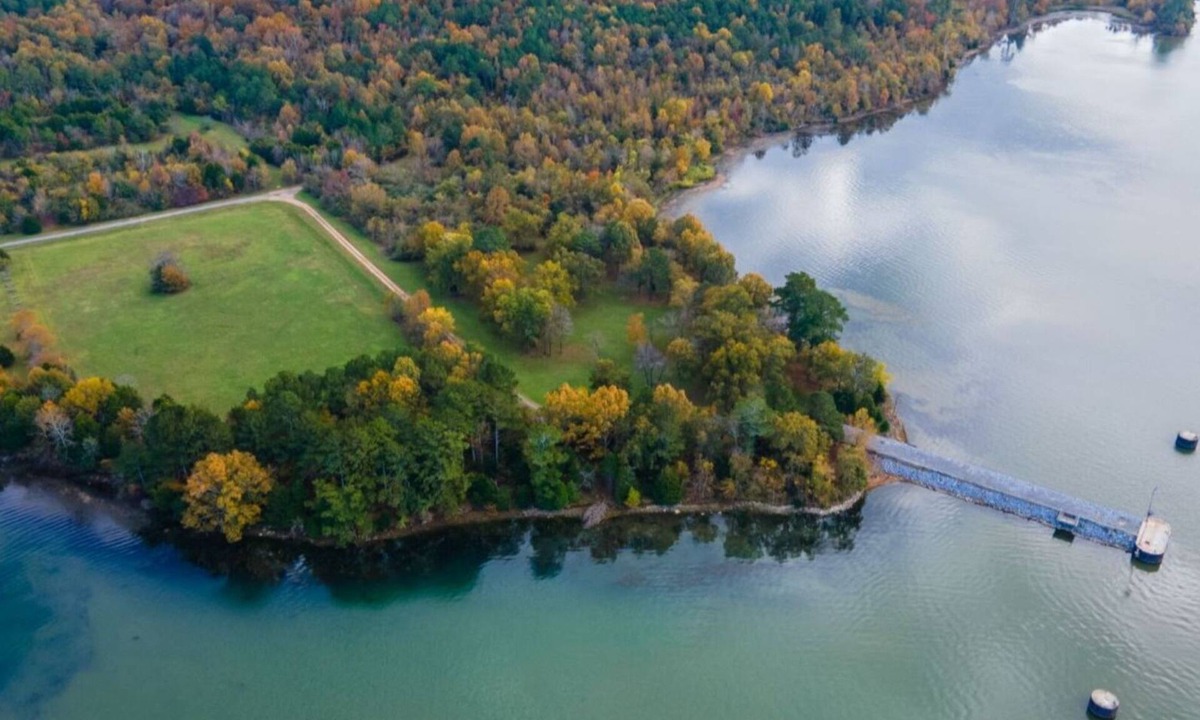 Guntersville Apartment | Pet Friendly Tiny House - Lake Guntersville