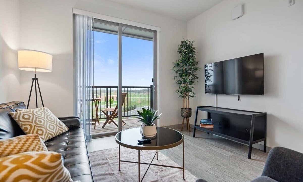 Madison Apartment | Poolside Apt with Garage & In-Unit Laundry