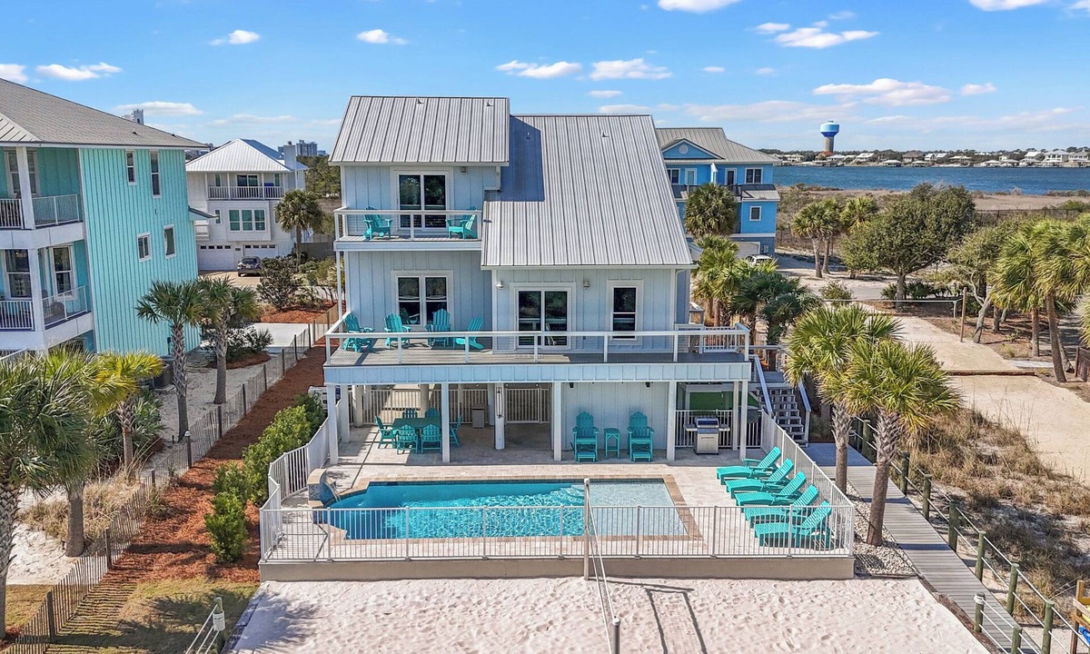 Perdido Key Coves One House | PRIVATE HEATED POOL HOT TUB PRIVATE BEACH, BOAT & BAY ACCESS, VOLLEY/PICKLEBALL!