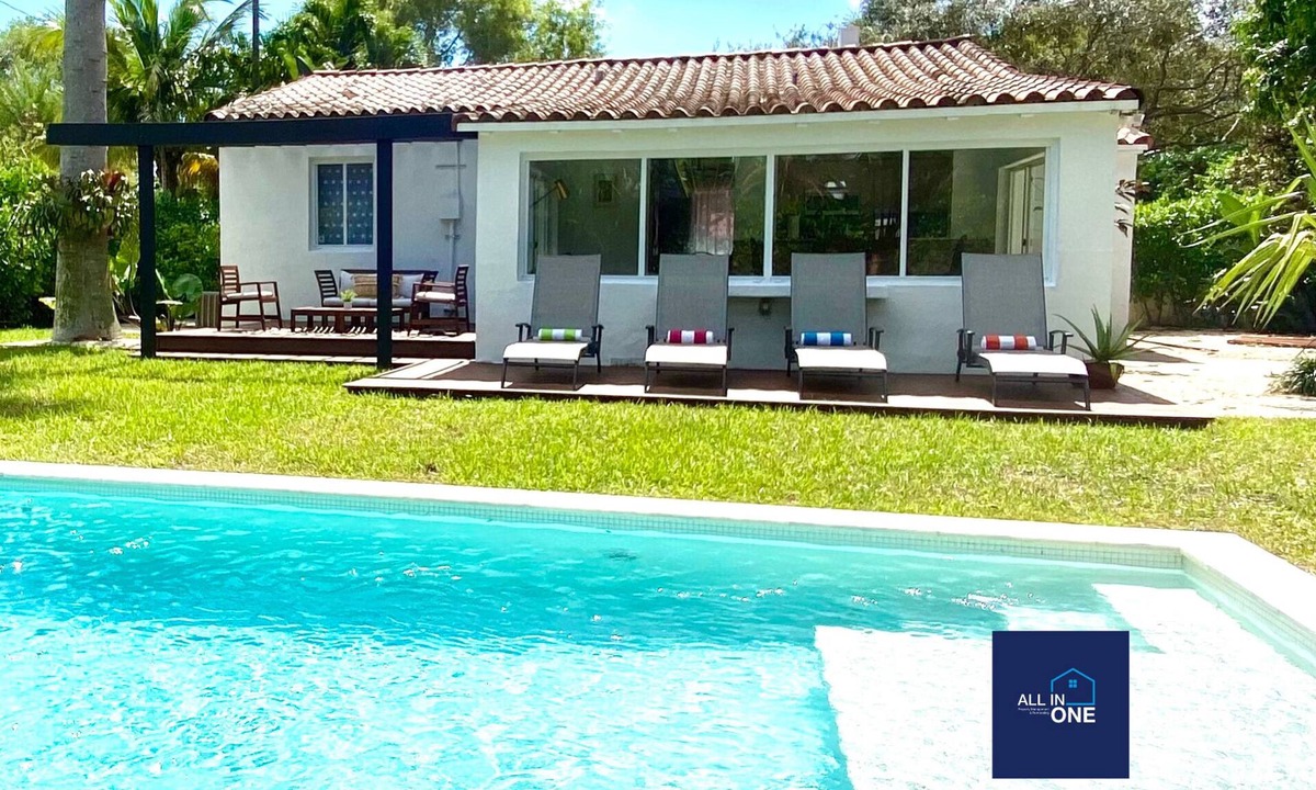 Miami Shores House | Private Pool Miami Escape Near Wynwood & Beach 🏝️ Central Location