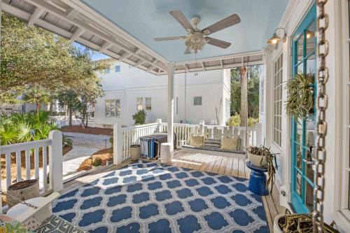 Sunnyside House | Quaint 2BR/25BA Cottage Nestled Between 30A & Panama City Beach! Sleeps 6!