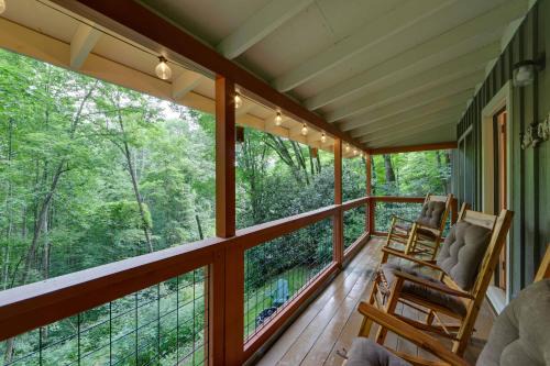Balsam House | Quiet Family Cabin in Balsam: Hike, Ski, Explore