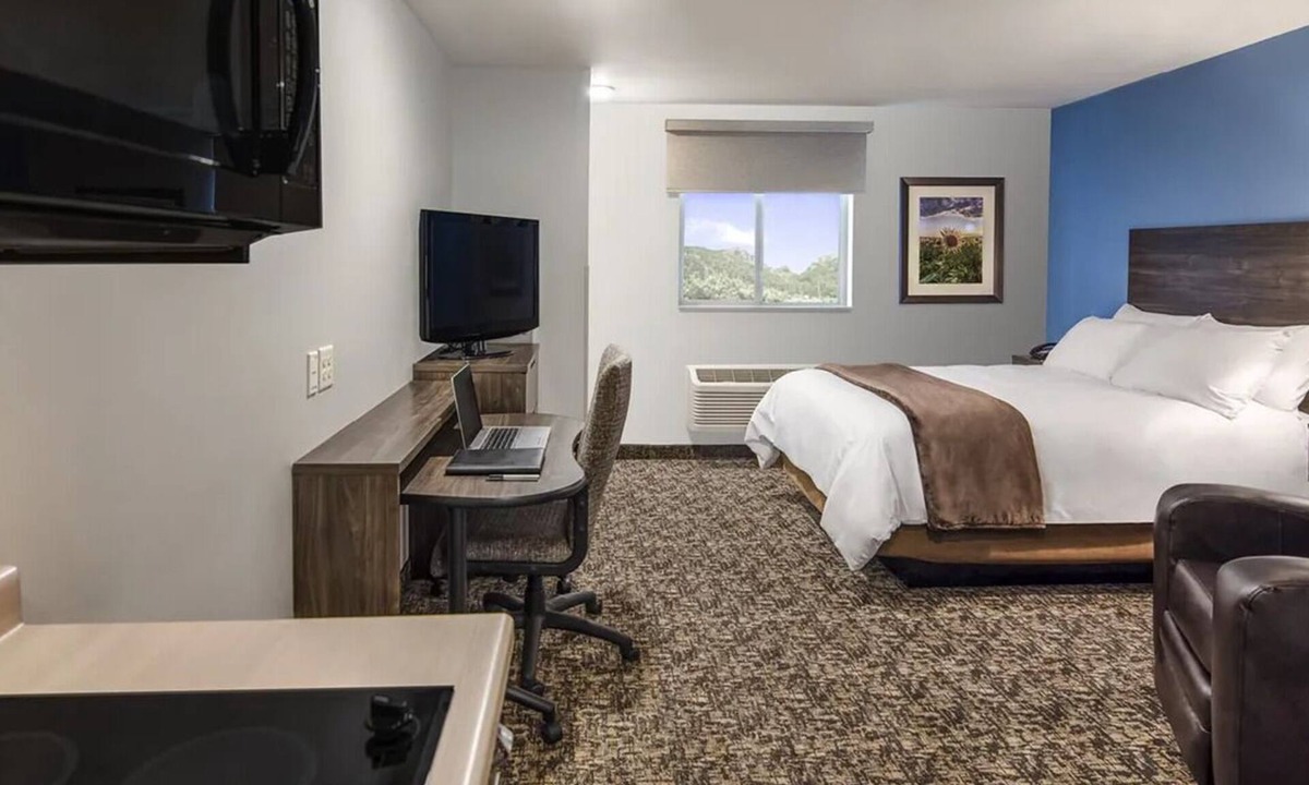 Augusta Hotel | Relax in Comfort Near Augusta’s Top Attractions – Golf, Riverwalk & More