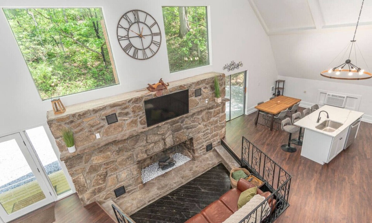 Waynesville House | Renovated Barn in the Woods with Hot Tub