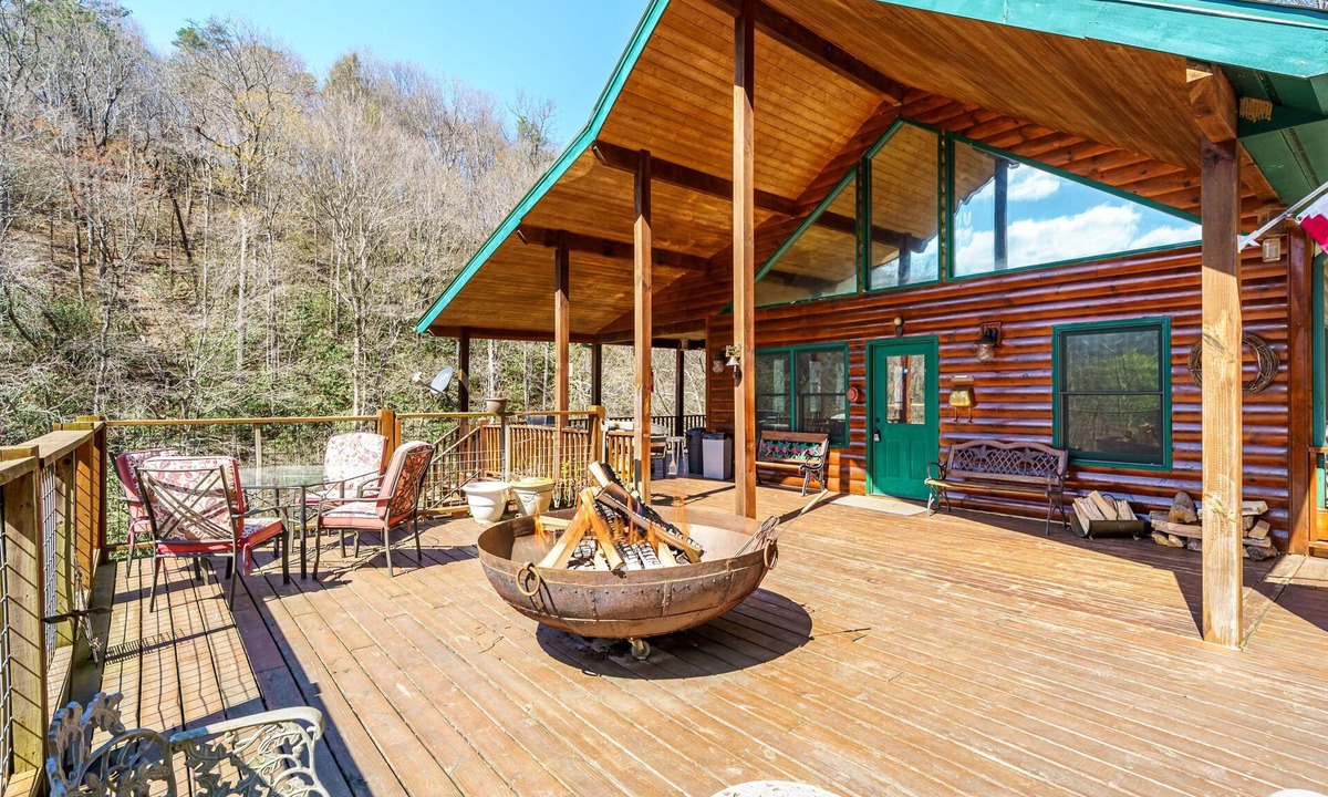 Marble Cabin | Riverfront Retreat with Hot Tub & Sauna