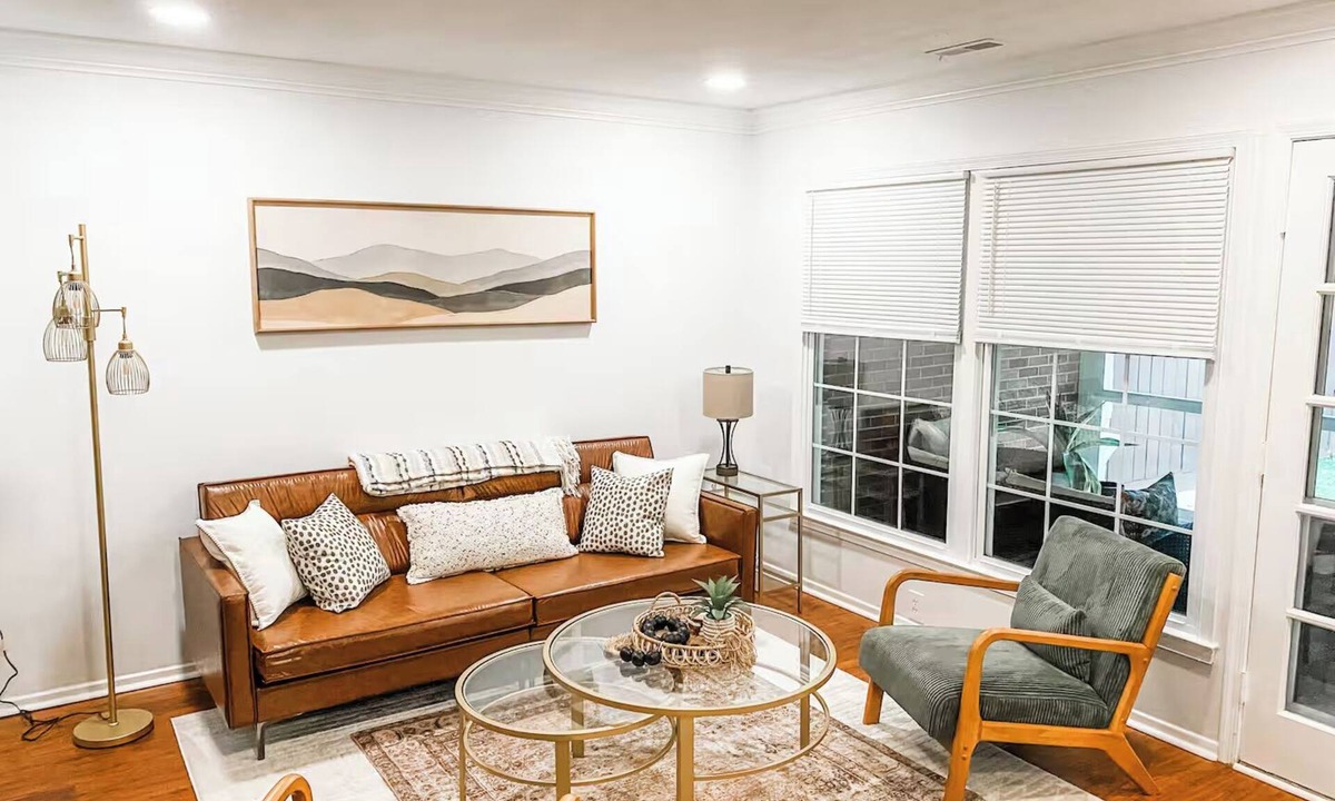 Northwest Raleigh House | Rosie's Retreat - Pet-friendly “gem” at Lenovo, NCSU