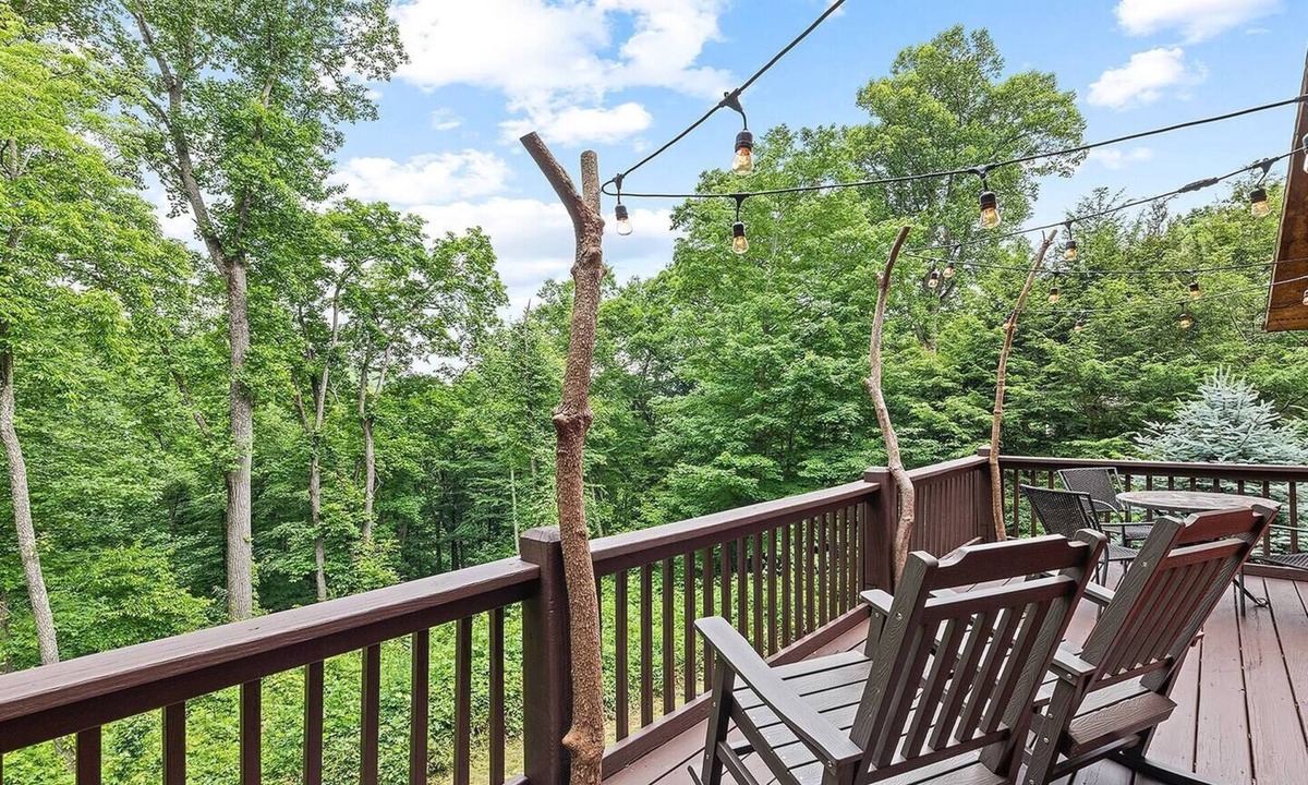 Mountain Springs House | Rustic Mountain Retreat-Spacious, Pet-Friendly