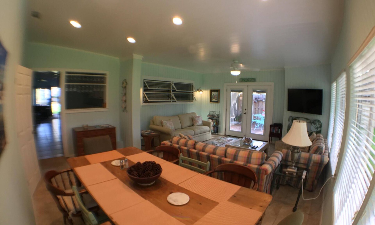 Jekyll Island Cottage | Sandy Toes Salty Kisses A&B Beach Golf Tennis Biking and Fun!