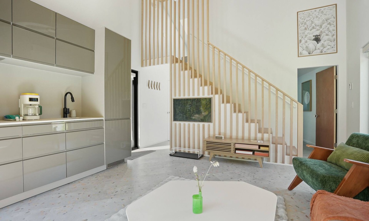 Brownsville Cabin | Scandi-Chic Luxury Loft Near Okemo With Solo Stove And EV Charger