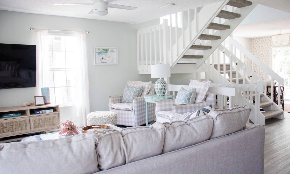 Holmes Beach Villa | Sea You Soon AMI Designer Villa, Holmes Beach, Walk to the Beach!