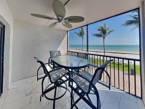 Mid Island Apartment | Seaside 103