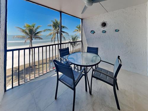 Mid Island Apartment | Seaside 202