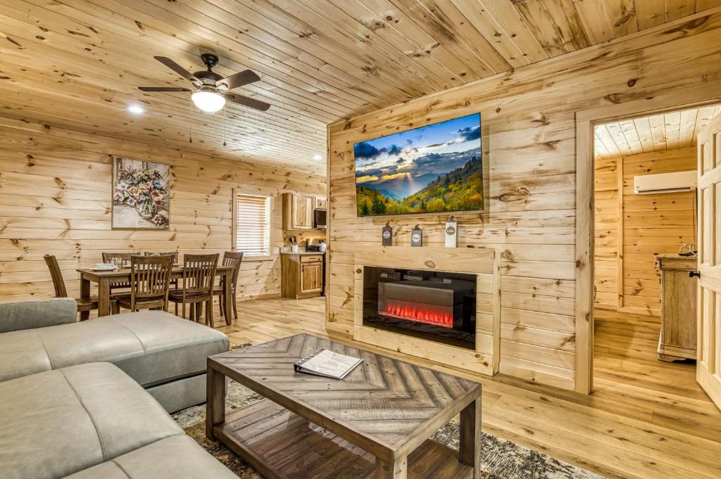Cosby Ski Chalet | Serenity Brook- Pickleball Court, Creek, WIFI, Mountain Views, Starting at 99