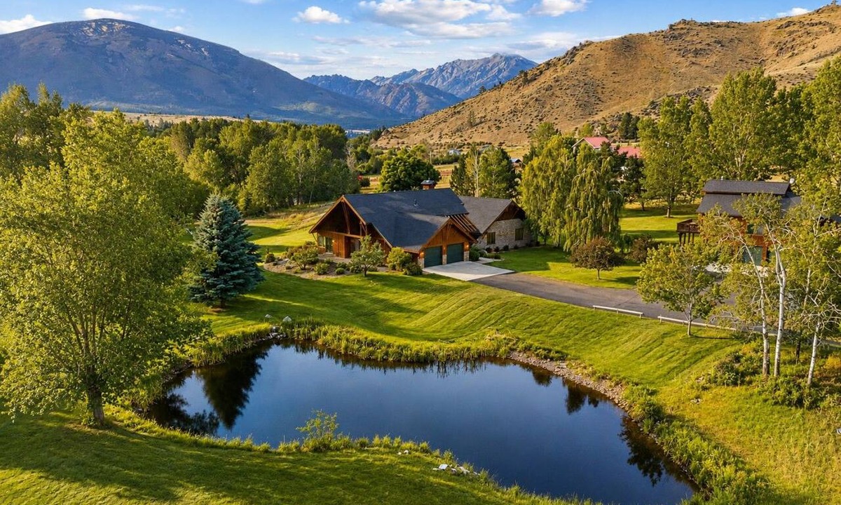 Grantsdale House | Sleeping Creek Ranch