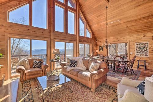 Waynesville House | Smoky Mtn Cabin by Cataloochee Valley Elk Viewing!
