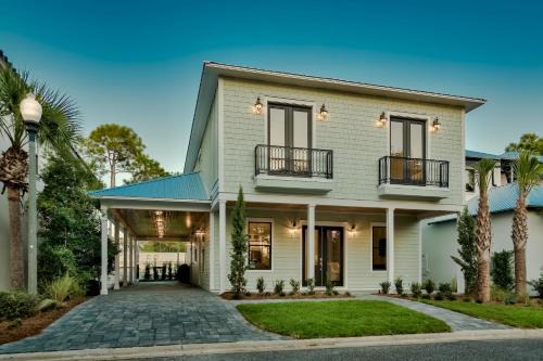 Emerald Waters Village House | Southern Grace by Newman-Dailey
