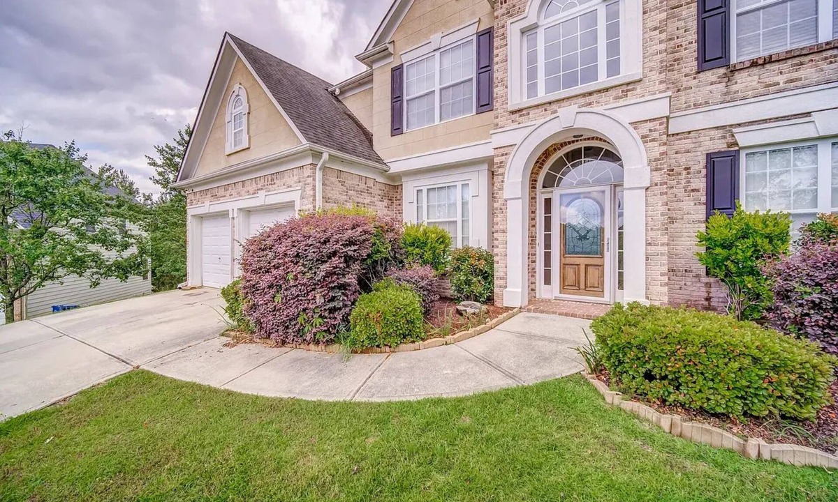 Southwestern House | Spacious 4-Bedroom Atlanta House on the Hill