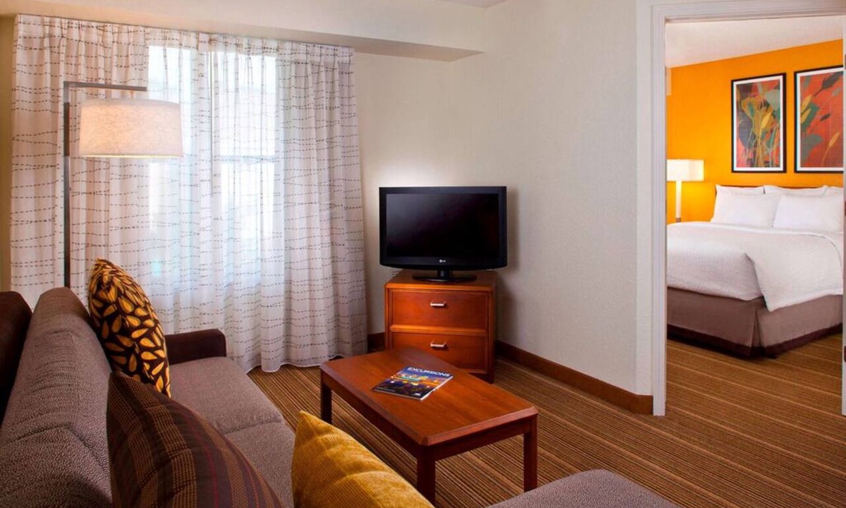 Homewood Hotel | Spacious Suite with Pool Access | 1 King Bed | Near Homewood Soccer Park