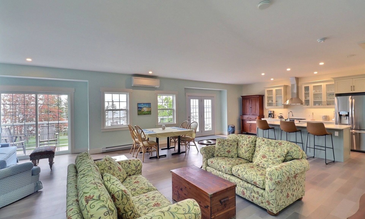 Little Pond Apartment | Spacious upper level 2 bedroom unit