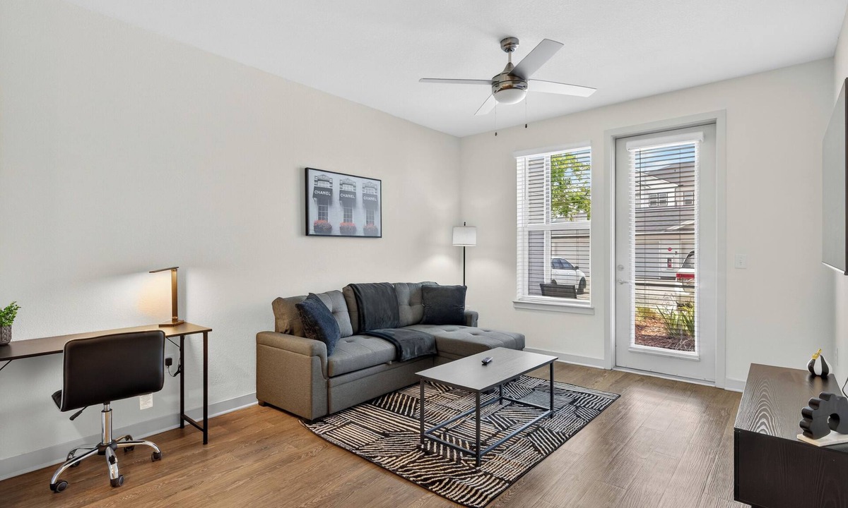 Arlington Apartment | Stylish 1BR Apt/King Bed/ Pool/Close to Beach
