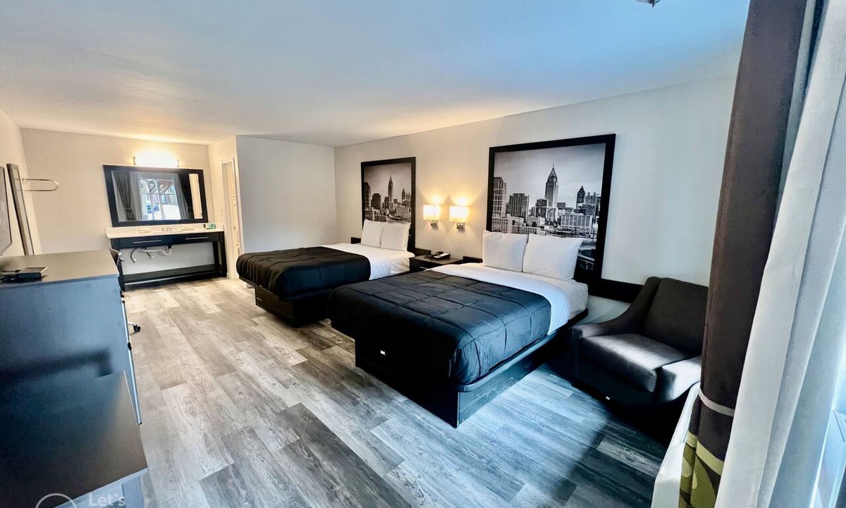 College Park Hotel | Super 8 by Wyndham Atlanta/Hartsfield Jackson Airport