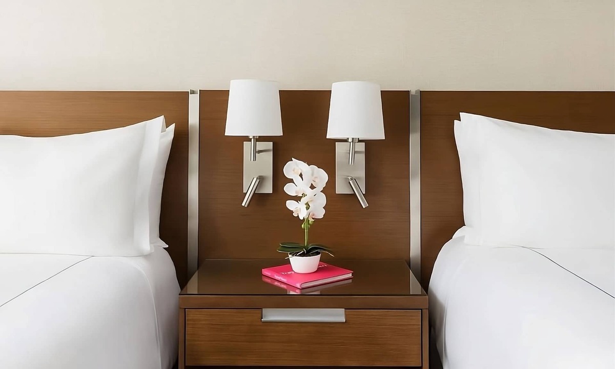 Bay Harbor Islands Hotel | The Altair Hotel Bay Harbor Miami, 3 Double Queen Rooms, Pool, Pets Allowed!