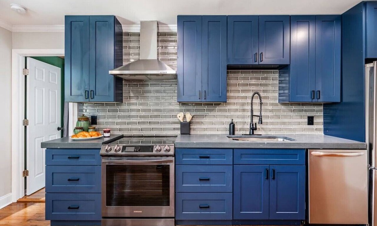 Macon House | The Cozy House on Rogers In Quiet Ingleside Area