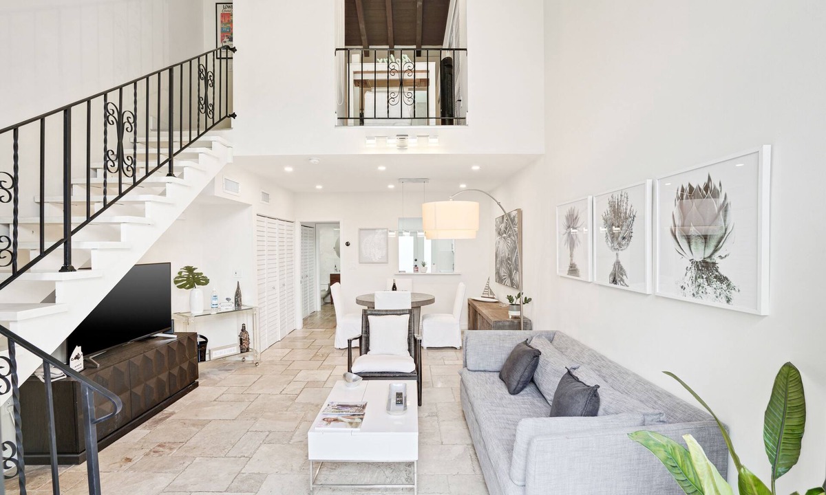 Miami Shores House | The Villa at St. James Place, unit e Luxury, Pet Friendly
