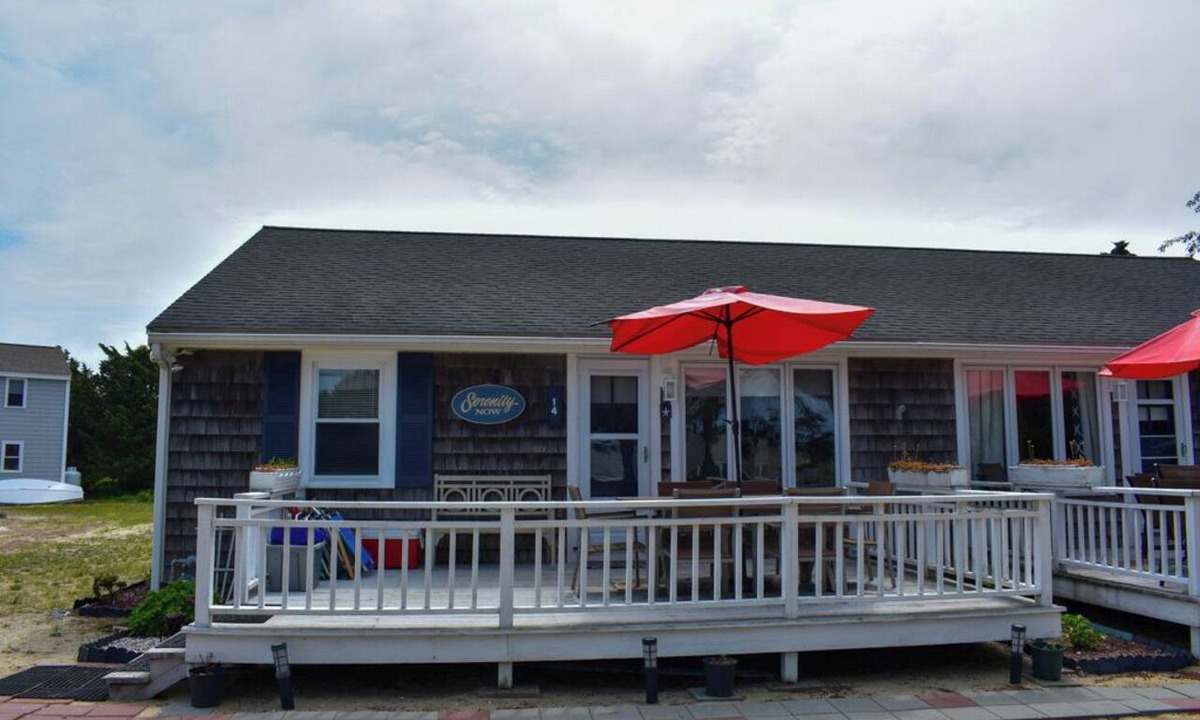 West Dennis House | Three bedroom duplex less than 500 ft to the shared/private beach