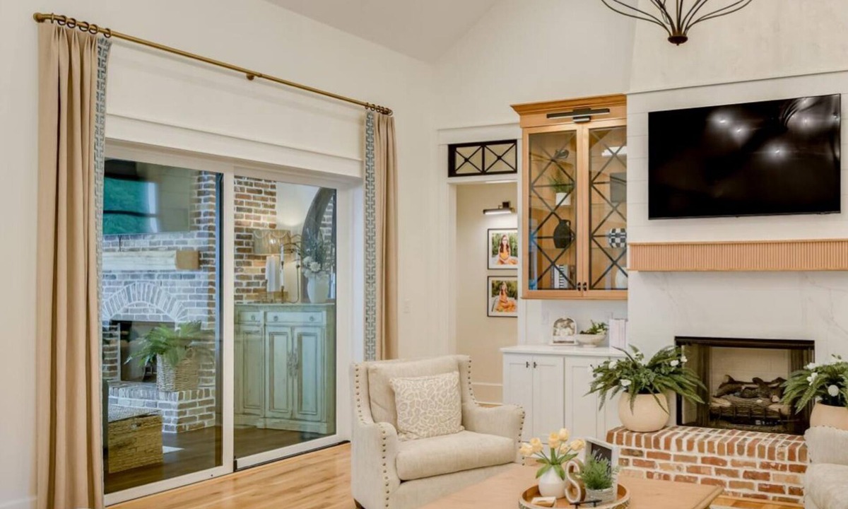 Harlem House | Three Oaks Estate & Luxury Masters Tournament Retreat & Resort Pool